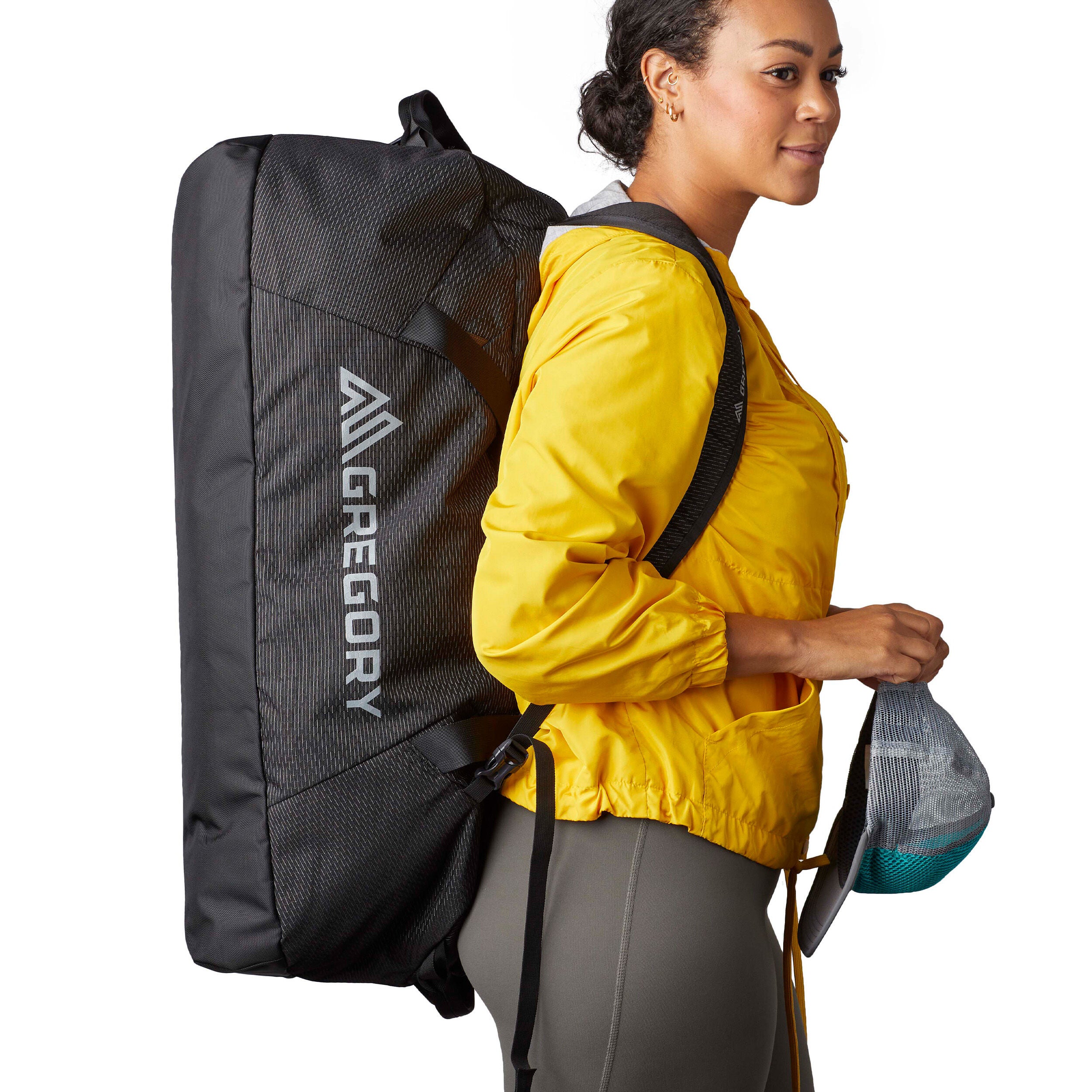 Supply Duffel 90 in the color Ocean Blue.